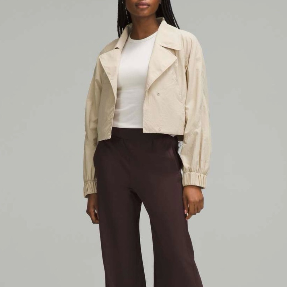 Lululemon Cropped Trench Jacket XS Trench perfect condition